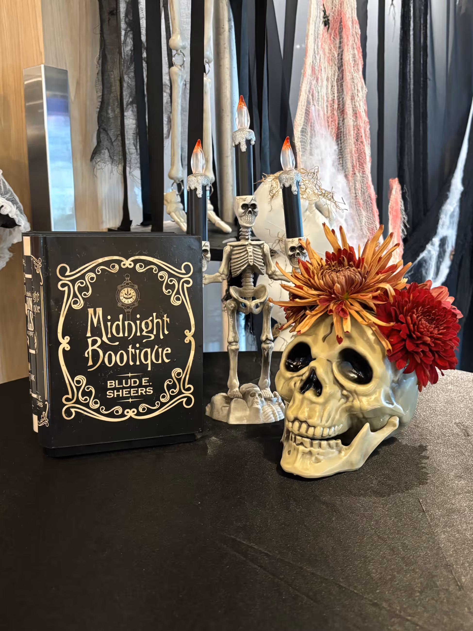 Skull mum centerpiece skeleton candle halloween table