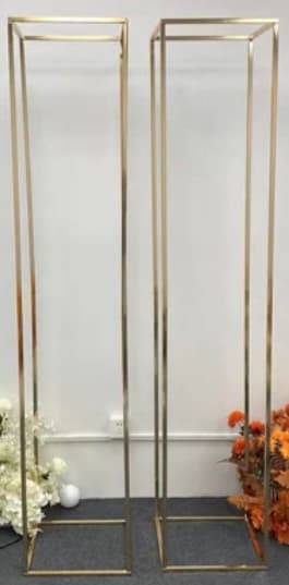 Gold rectangular backdrop stand rental for wedding ceremony and reception — item SEFR701